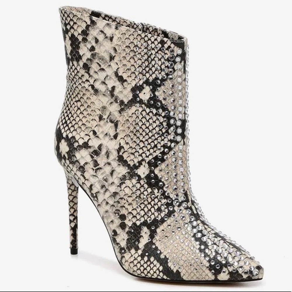 JLo Frankalina Bootie, size 6 - Picture 4 of 7